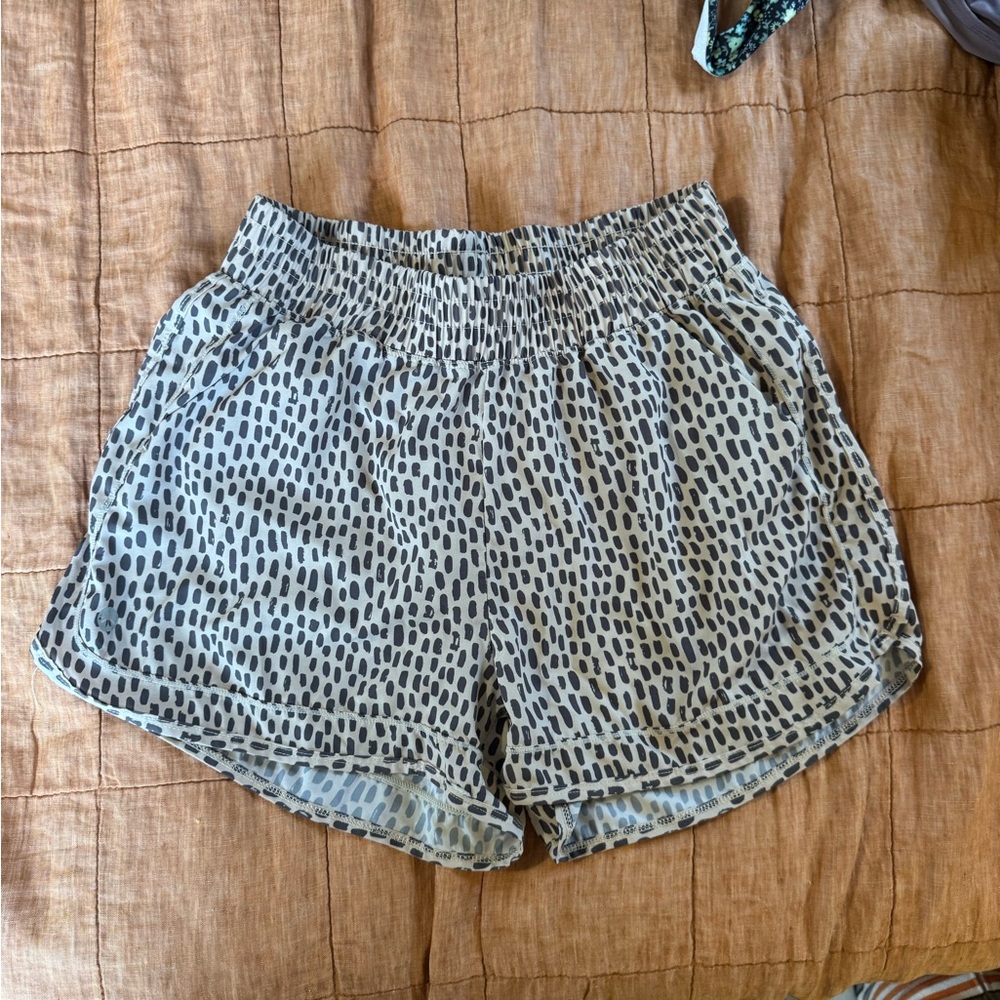 Senita Athletics Sedona Shirts Shorts Lucky Spots